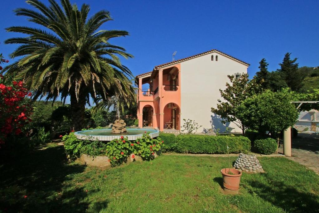 Pool Villa Grigoris Aspiotades Exterior foto